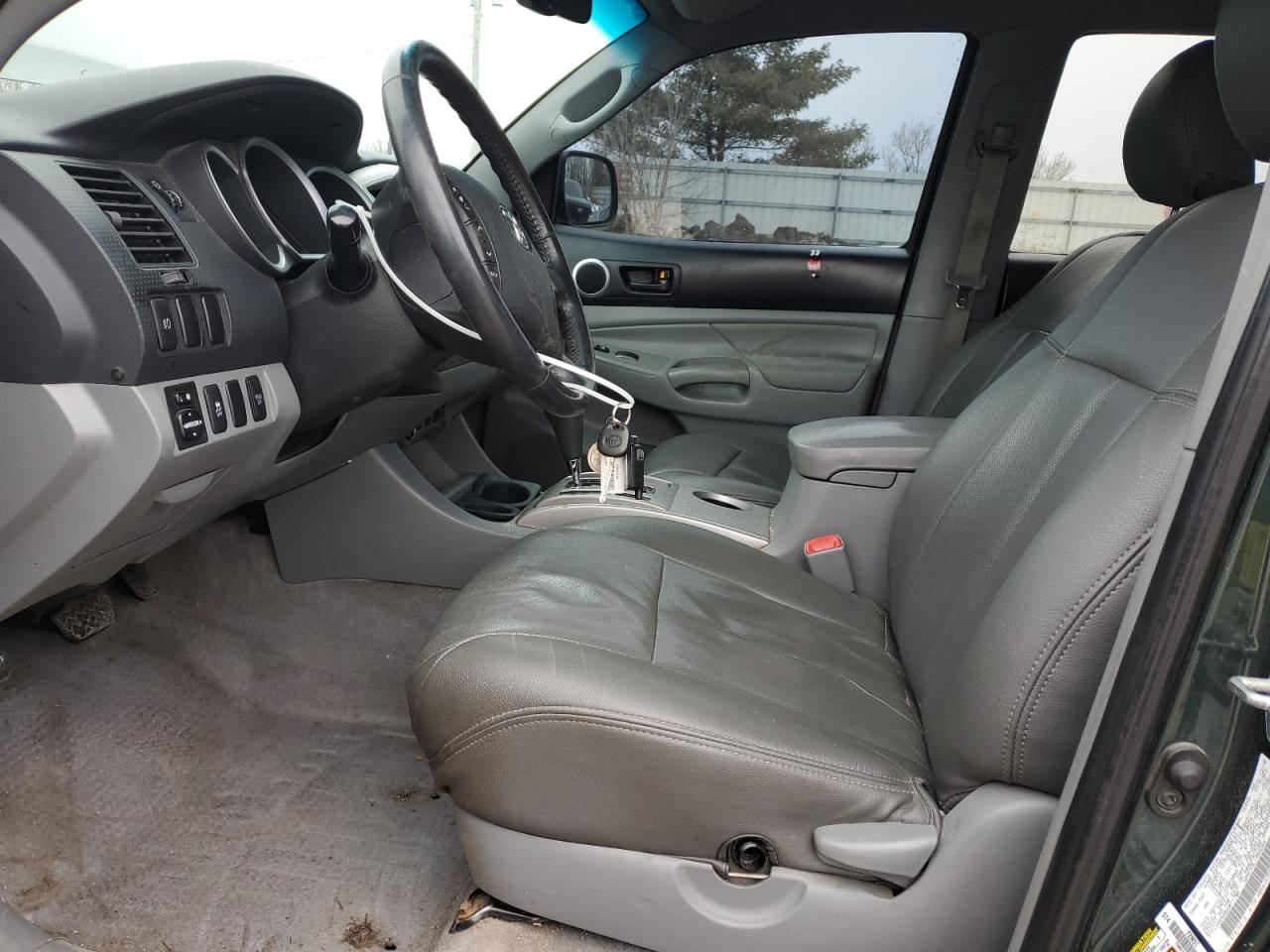 2011 Toyota Tacoma - Image 7