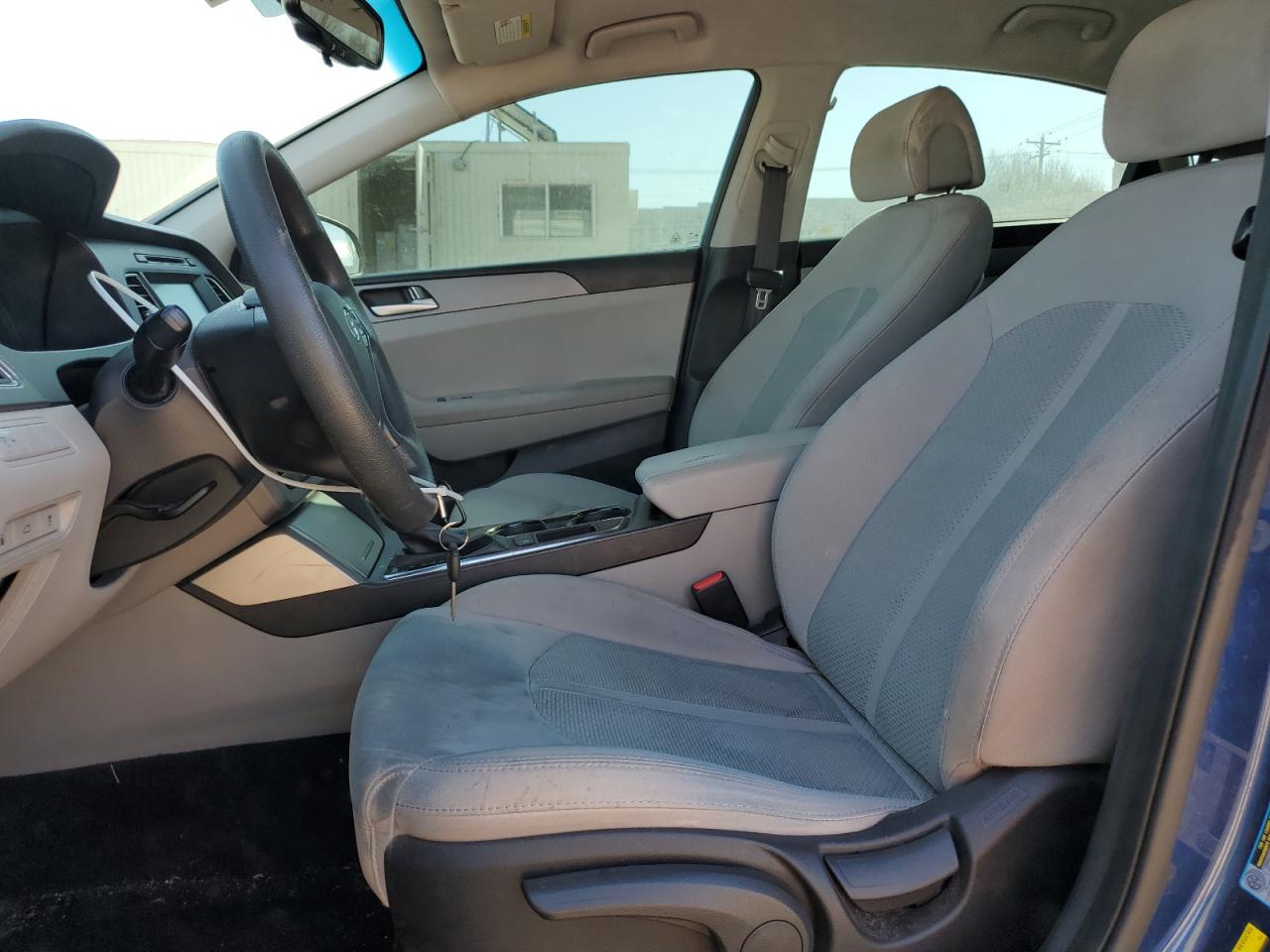 2016 Hyundai Sonata - Image 7