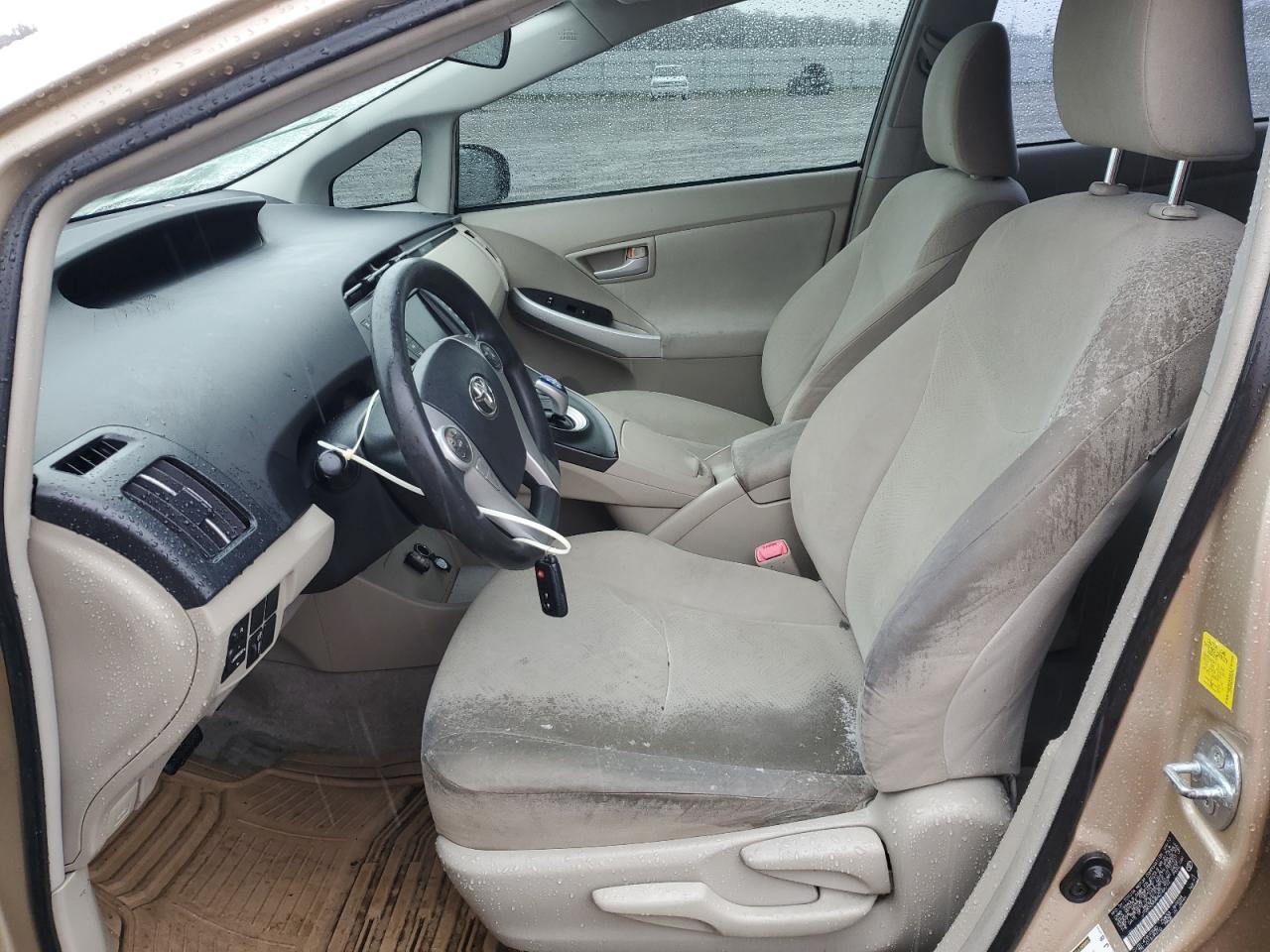 2010 Toyota Prius - Image 7