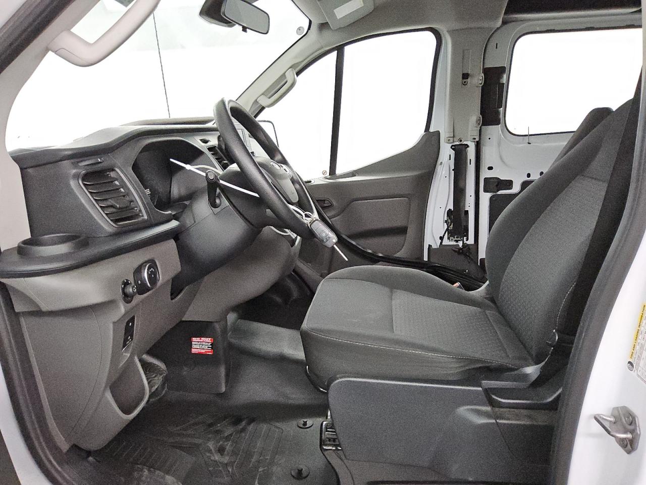 2023 Ford Transit - Image 7