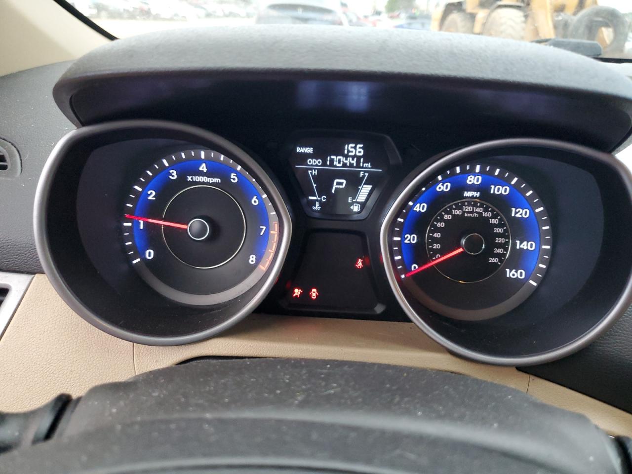 2013 Hyundai Elantra - Image 9