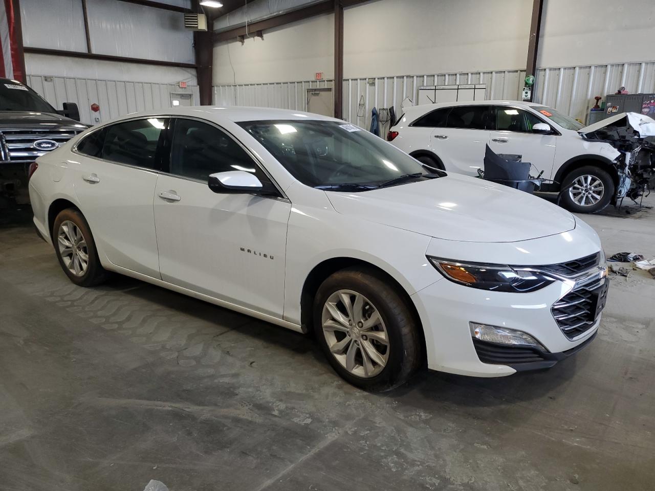 2020 Chevrolet Malibu - Image 4