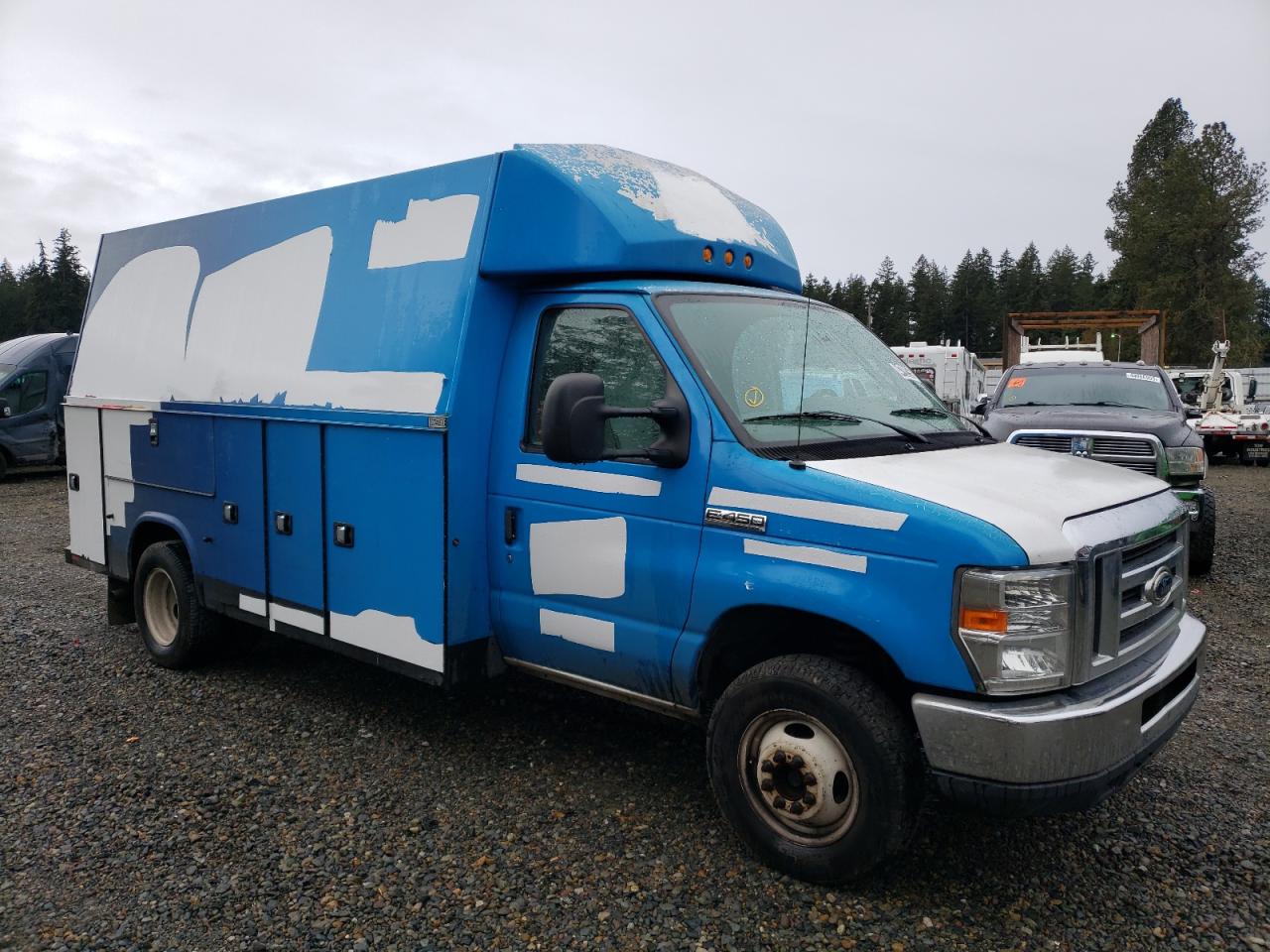 2015 Ford Econoline - Image 4