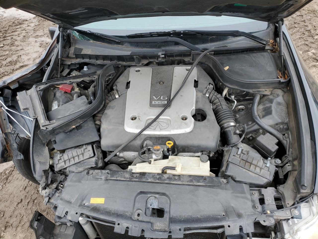 2009 Infiniti G - Image 12