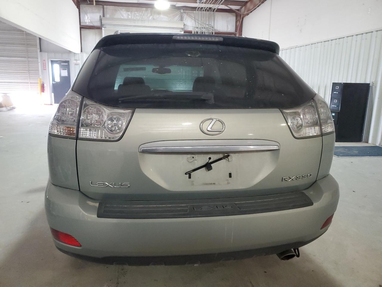 2005 Lexus RX - Image 6