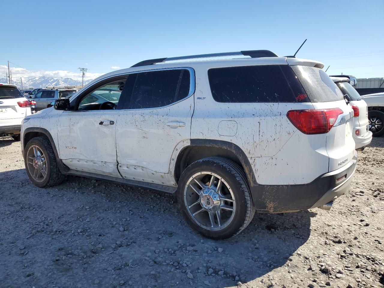 1GKKNWLS8HZ237762 GMC ACADIA 2017
