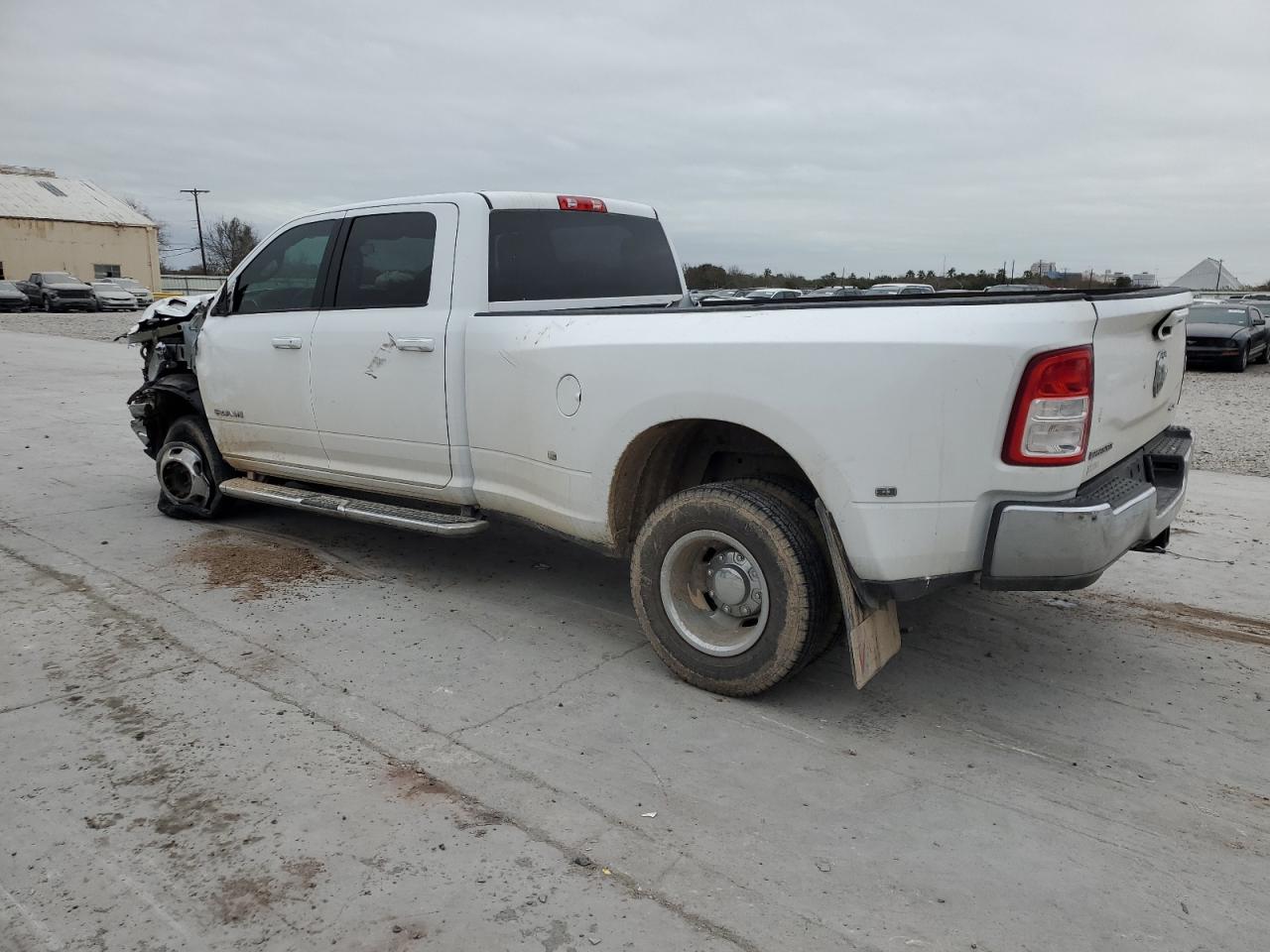 2021 RAM 3500 - Image 2