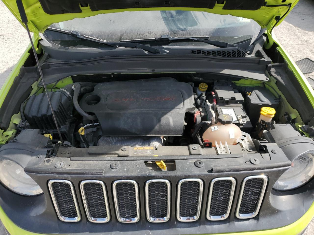 2018 Jeep Renegade - Image 12
