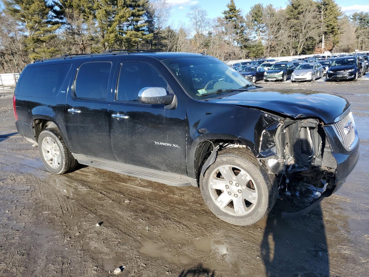 2010 GMC Yukon - Image 4