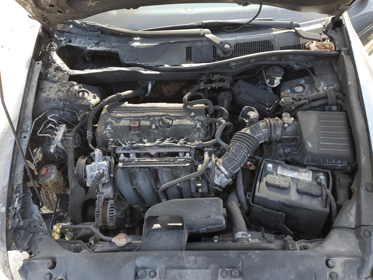2009 Honda Accord - Image 11