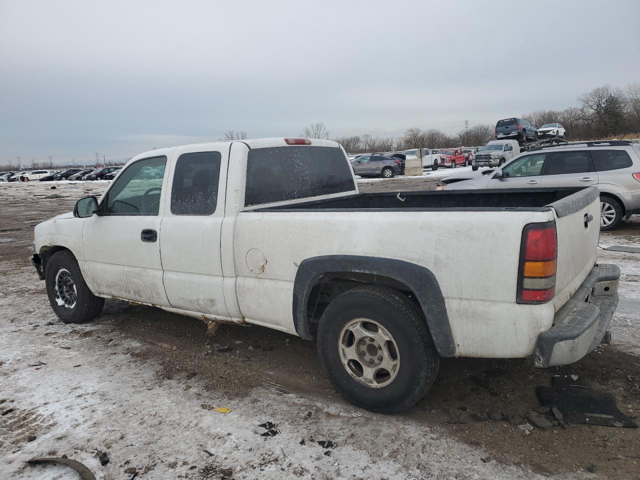 2006 GMC Sierra - Image 2