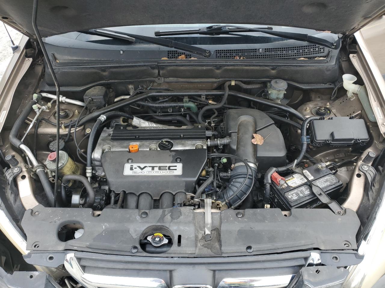 2004 Honda CR-V - Image 12