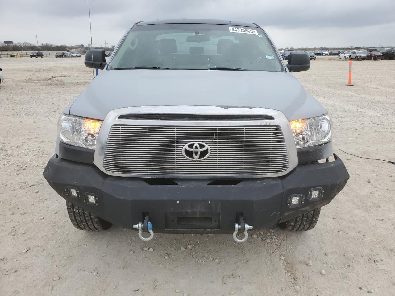 2011 Toyota Tundra - Image 5