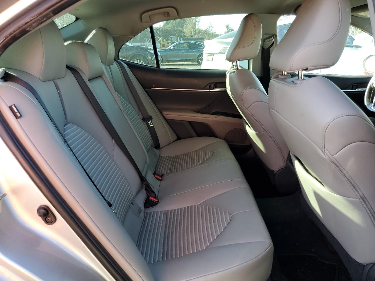2018 Toyota Camry - Image 10