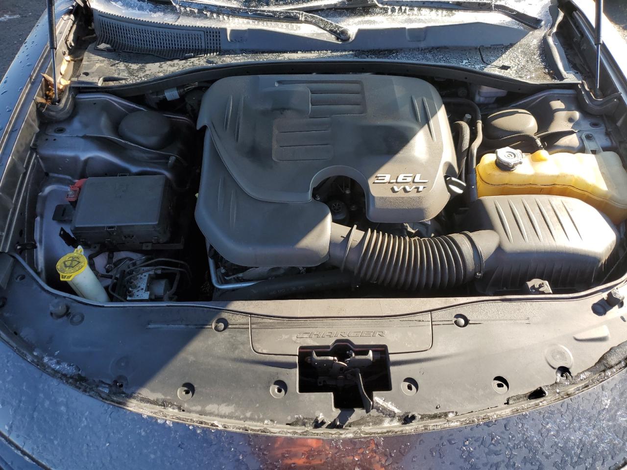 2015 Dodge Charger - Image 12