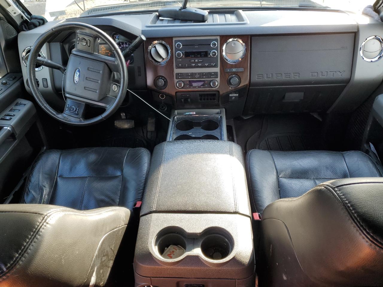 2012 Ford F250 - Image 8