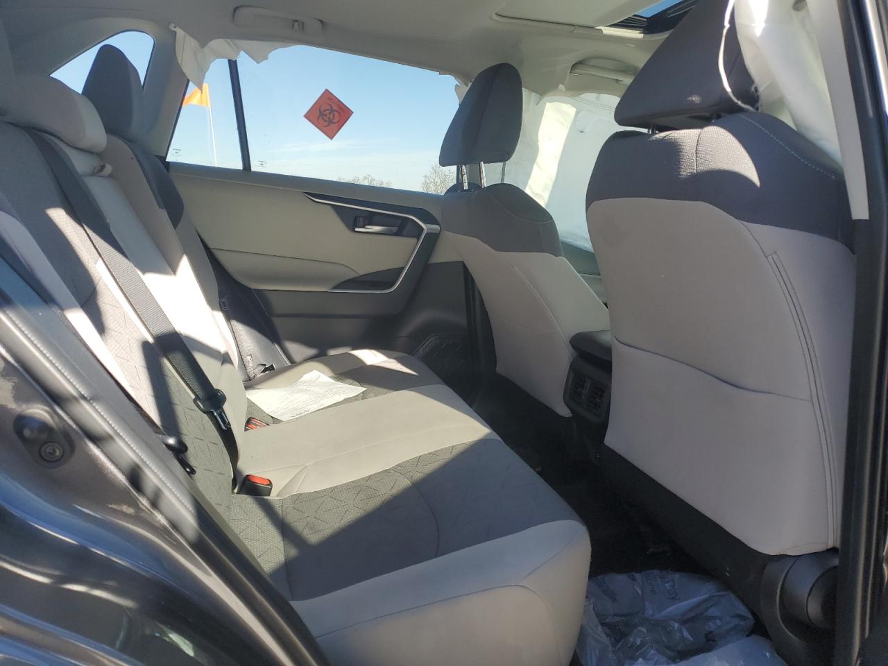 2021 Toyota RAV 4 - Image 11