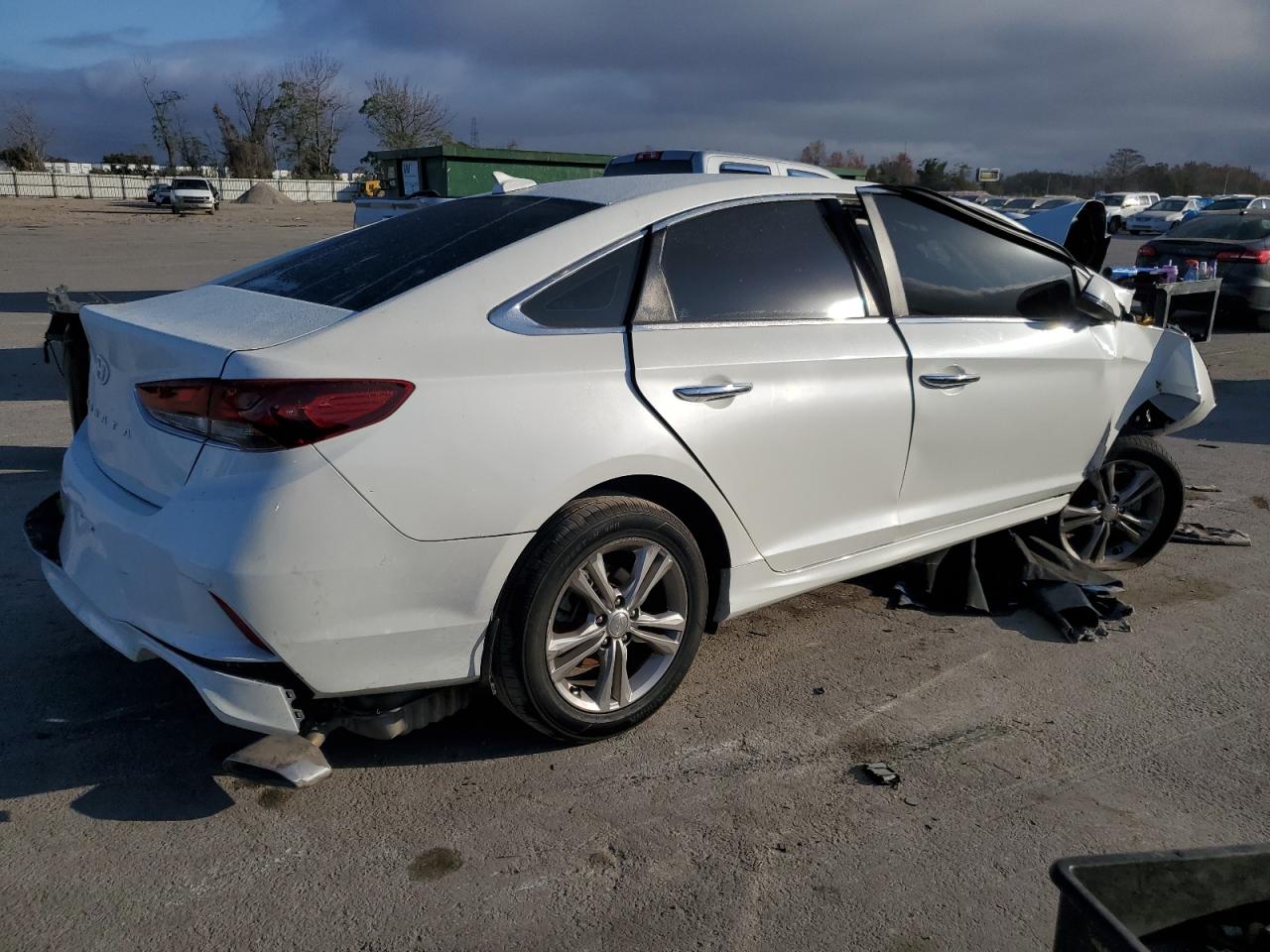 2018 Hyundai Sonata - Image 3