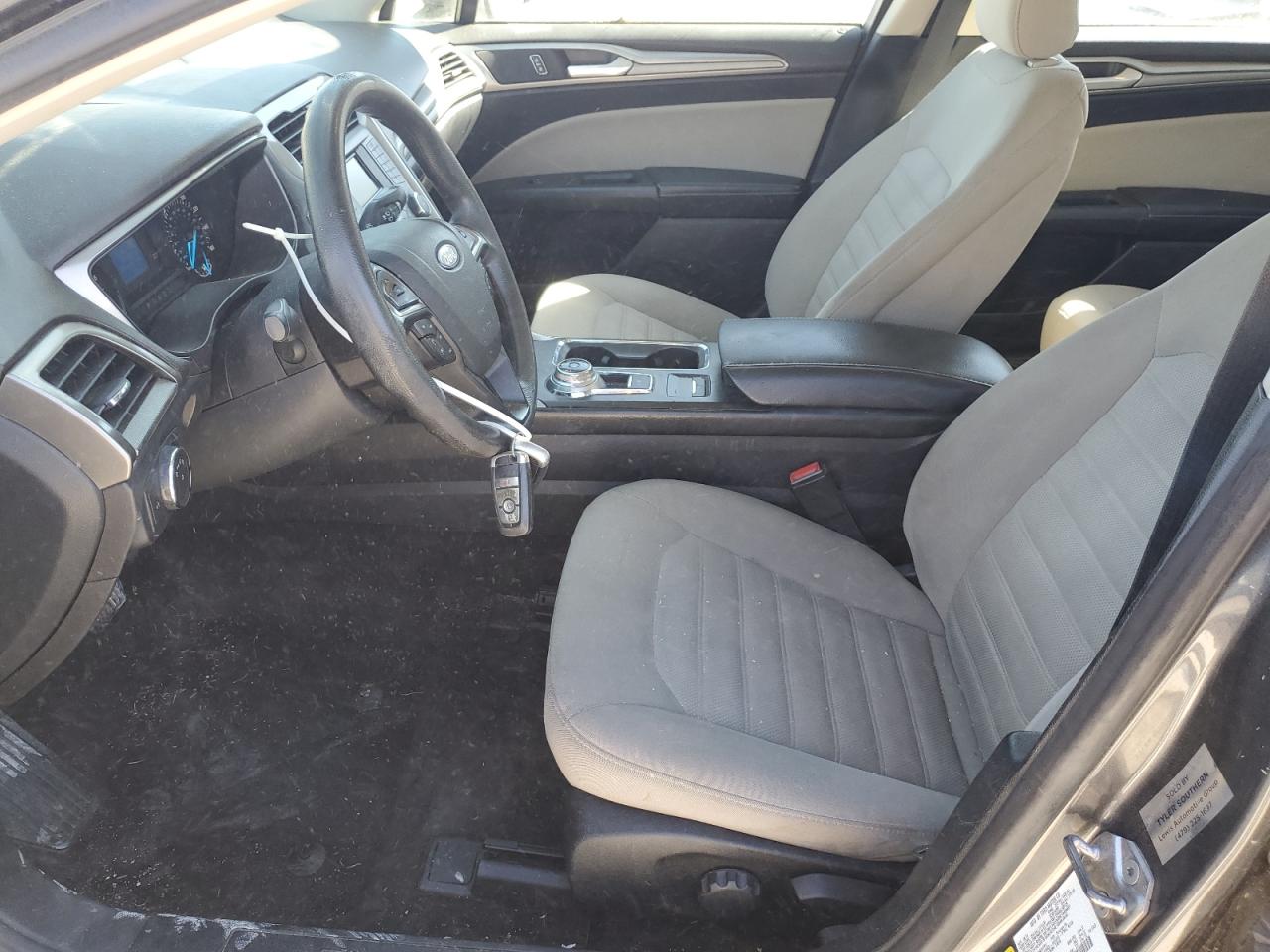 3FA6P0G75HR203931 FORD FUSION 2017
