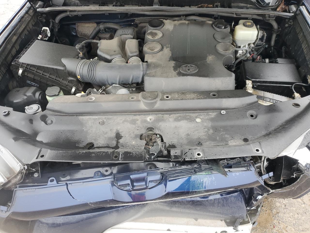 2019 Toyota 4Runner - Image 12