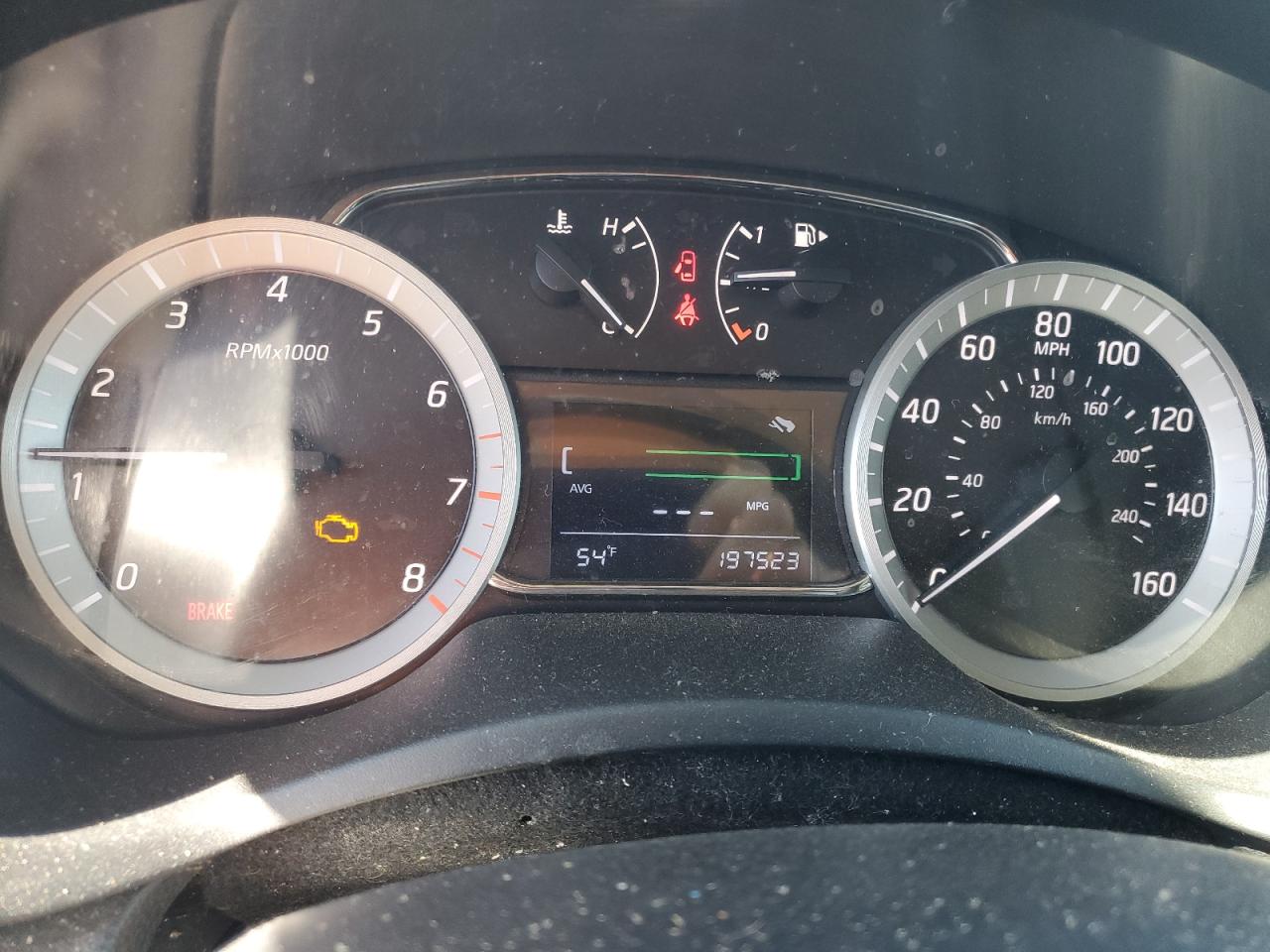 2014 Nissan Sentra - Image 9