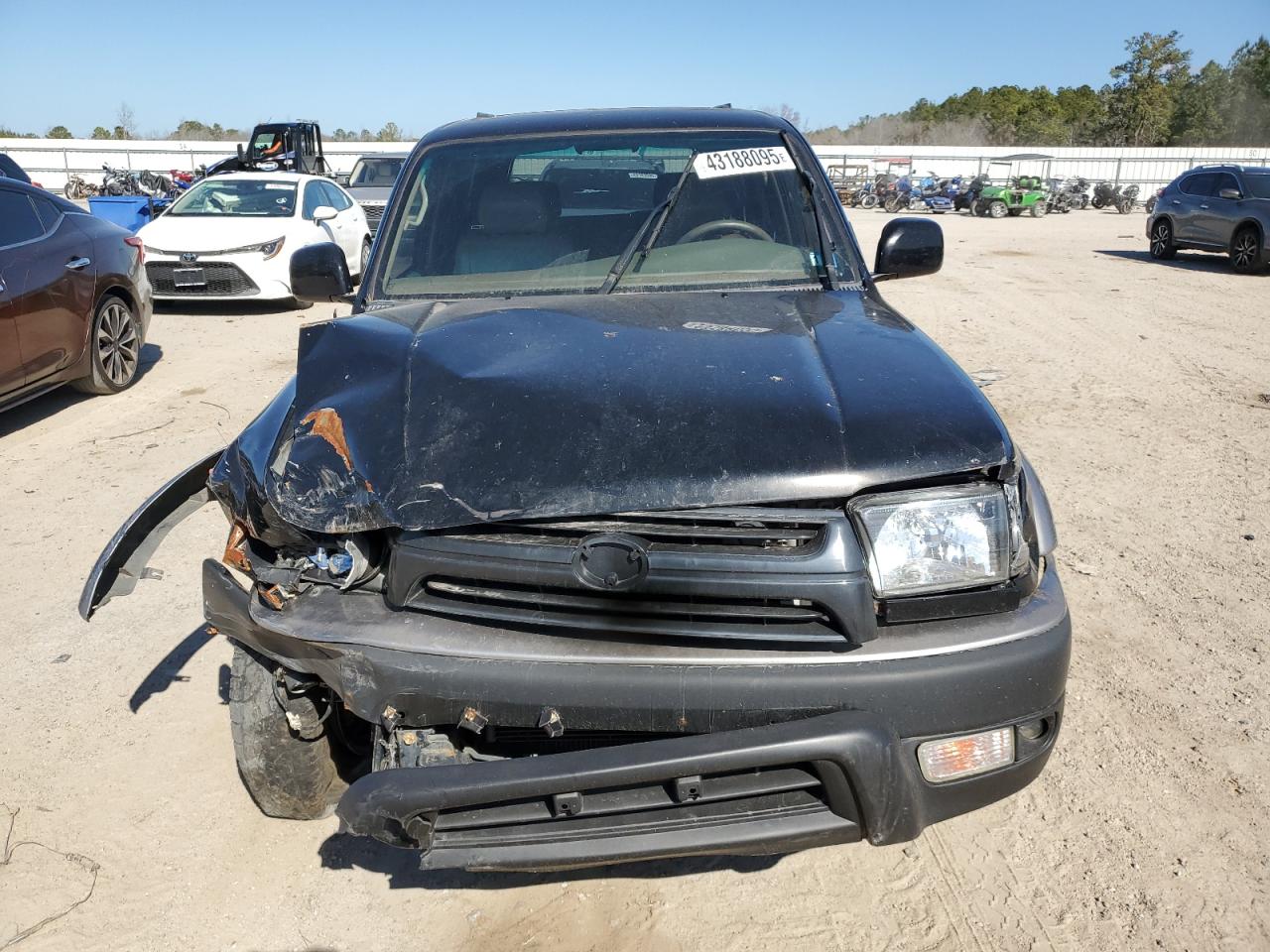 2002 Toyota 4Runner - Image 11