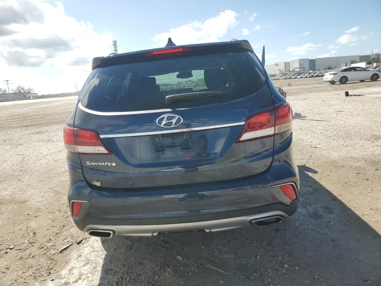 2017 Hyundai Santa Fe - Image 6