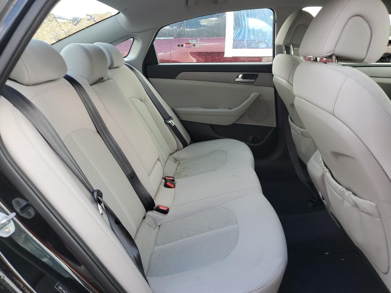 2016 Hyundai Sonata - Image 10
