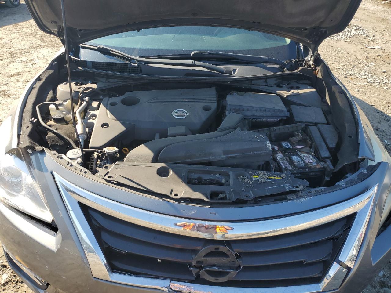2015 Nissan Altima - Image 13