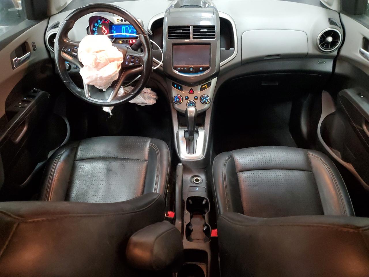 2014 Chevrolet Sonic - Image 8