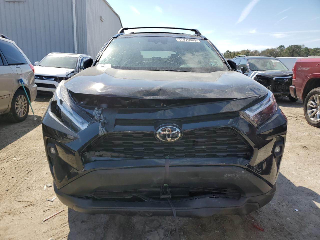 2023 Toyota RAV 4 - Image 5