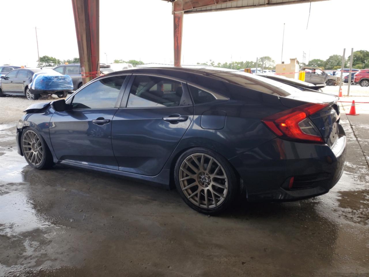2017 Honda Civic - Image 2