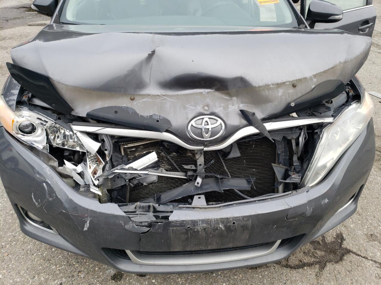 2014 Toyota Venza - Image 14