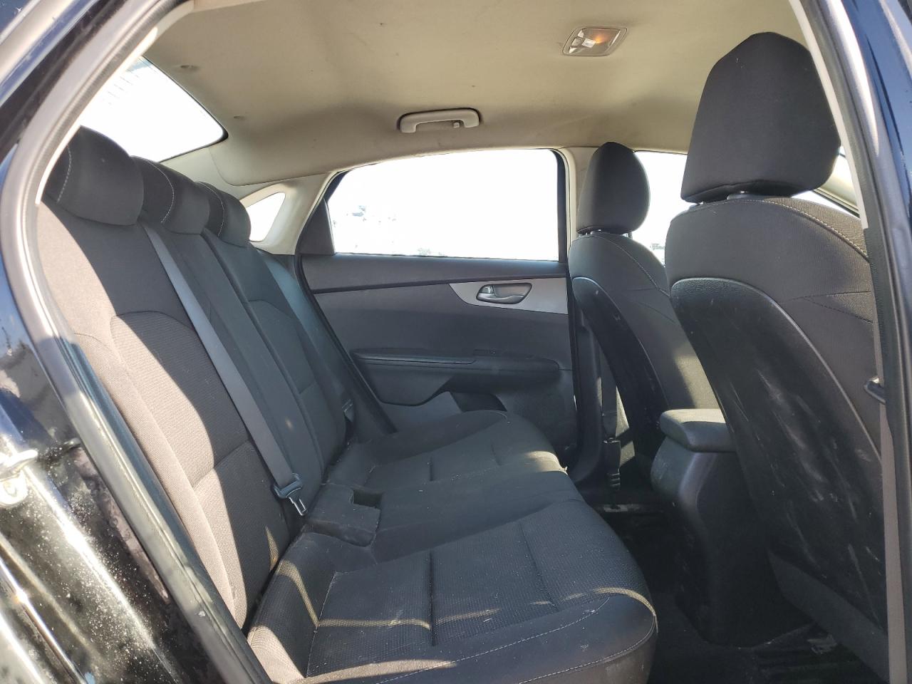 2019 Kia Forte - Image 10