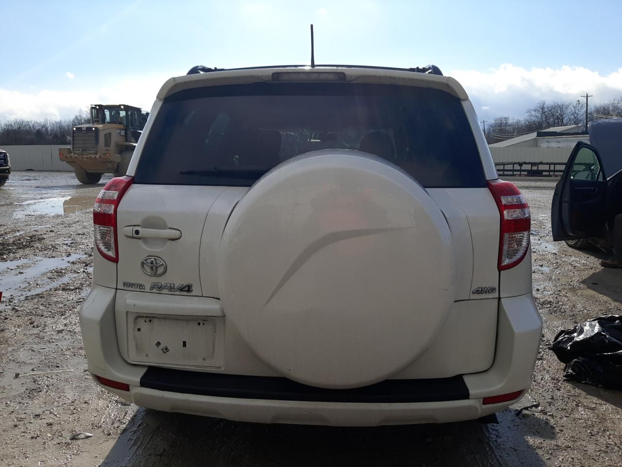 2010 Toyota RAV 4 - Image 6