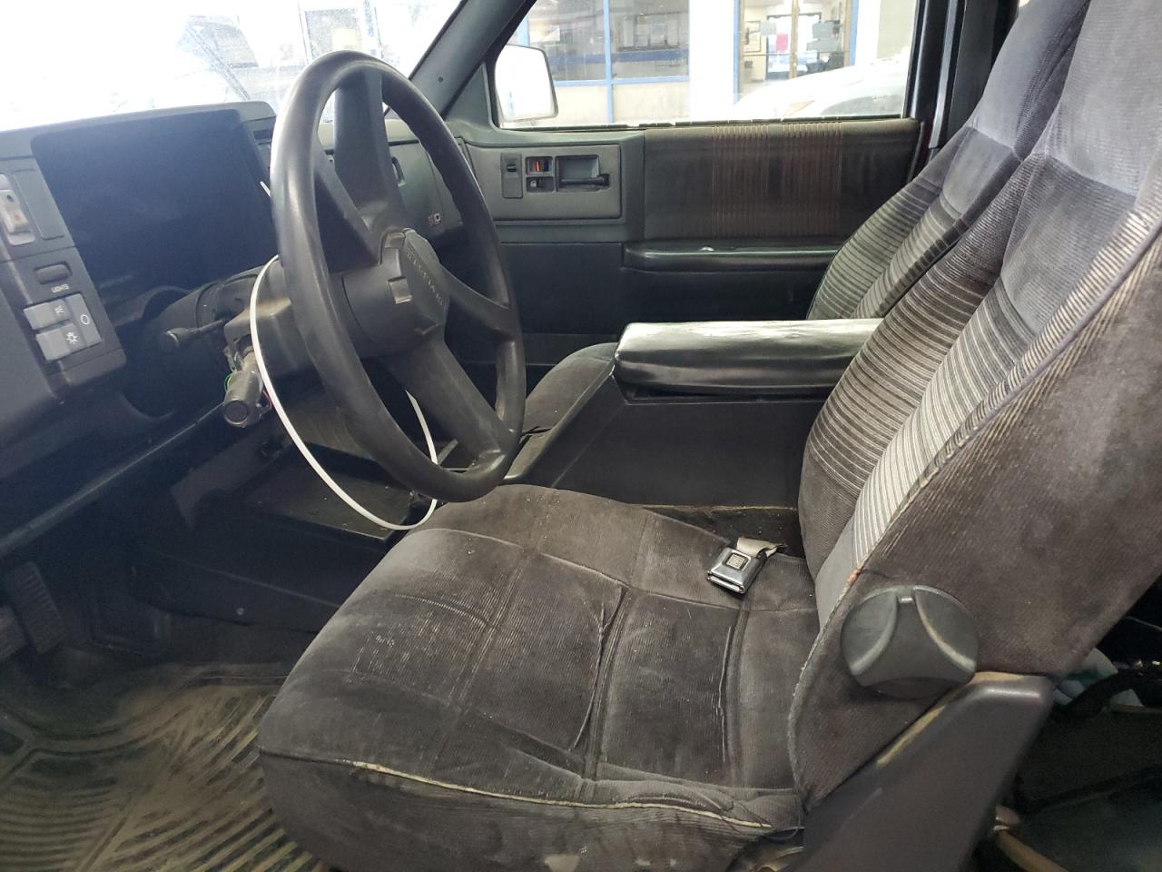 1993 Chevrolet S-10 Pickup - Image 7