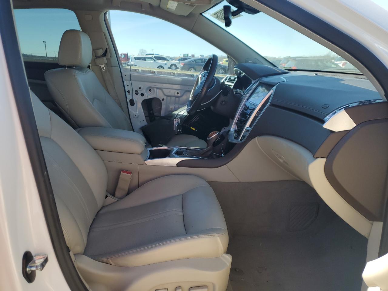 2015 Cadillac SRX - Image 7