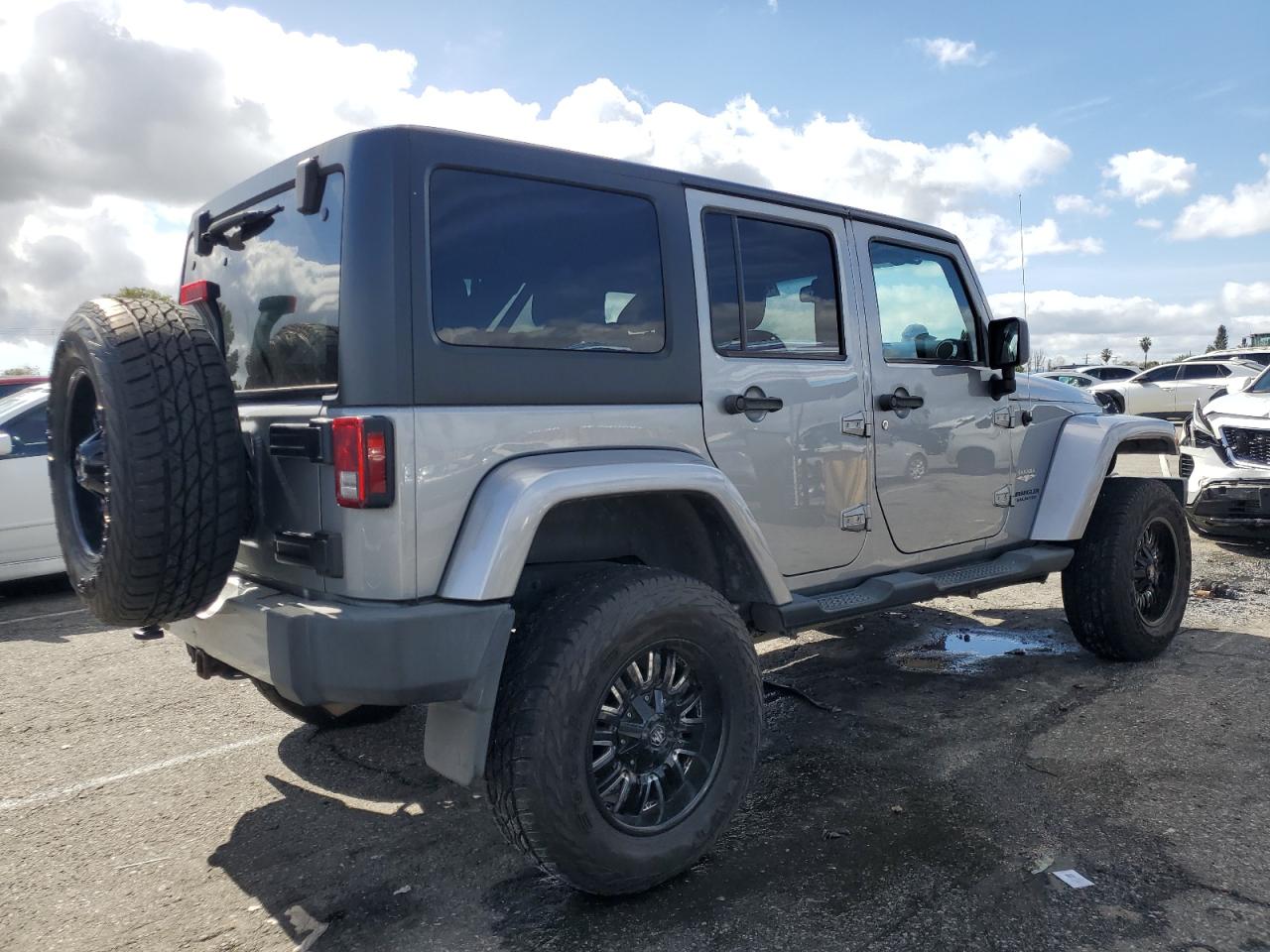 2014 Jeep Wrangler - Image 3