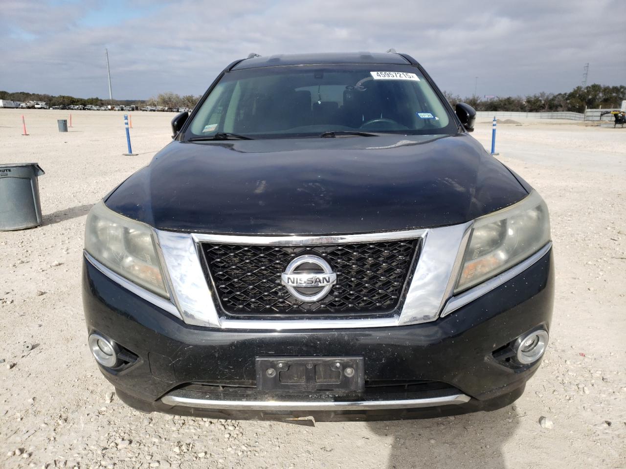 2015 Nissan Pathfinder - Image 5