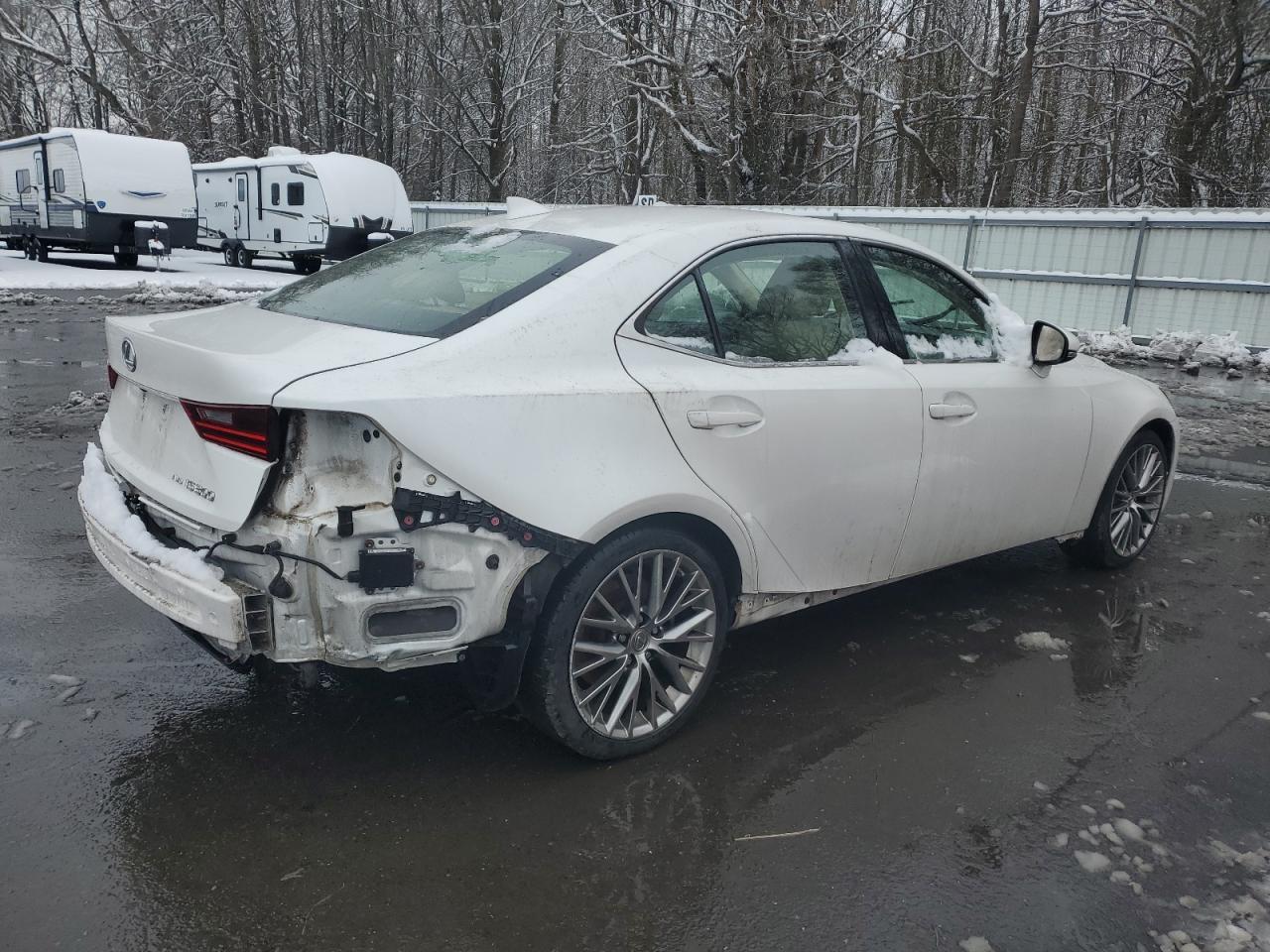 2016 Lexus IS - Image 3