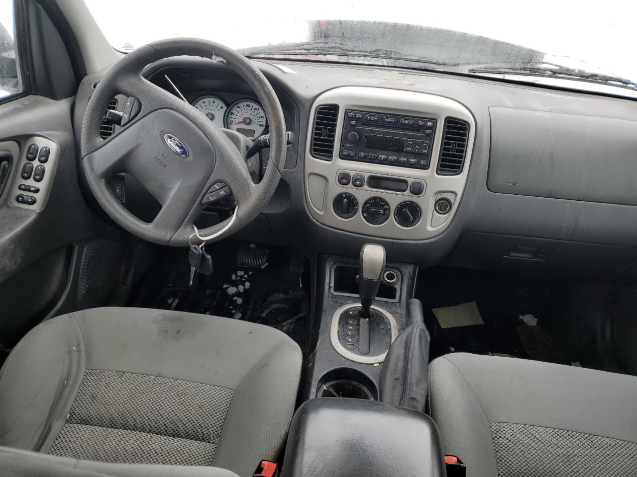 2007 Ford Escape - Image 8