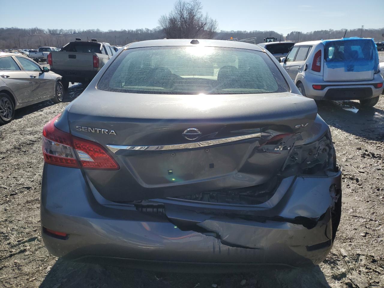 2015 Nissan Sentra - Image 6