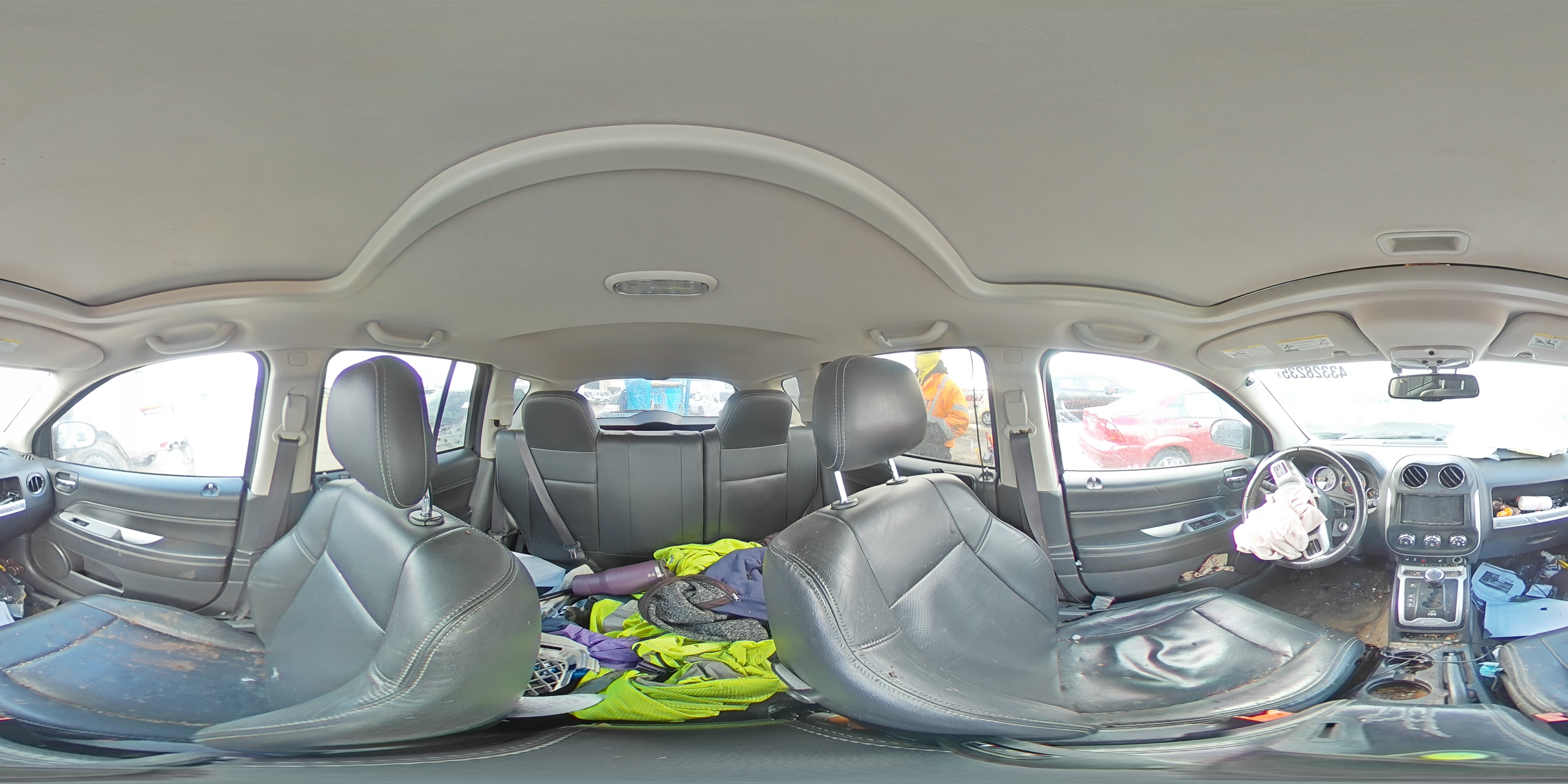 2016 Jeep Compass - Image 13