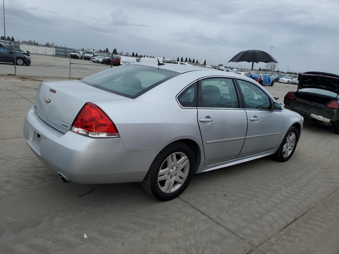 2016 Chevrolet Impala - Image 3