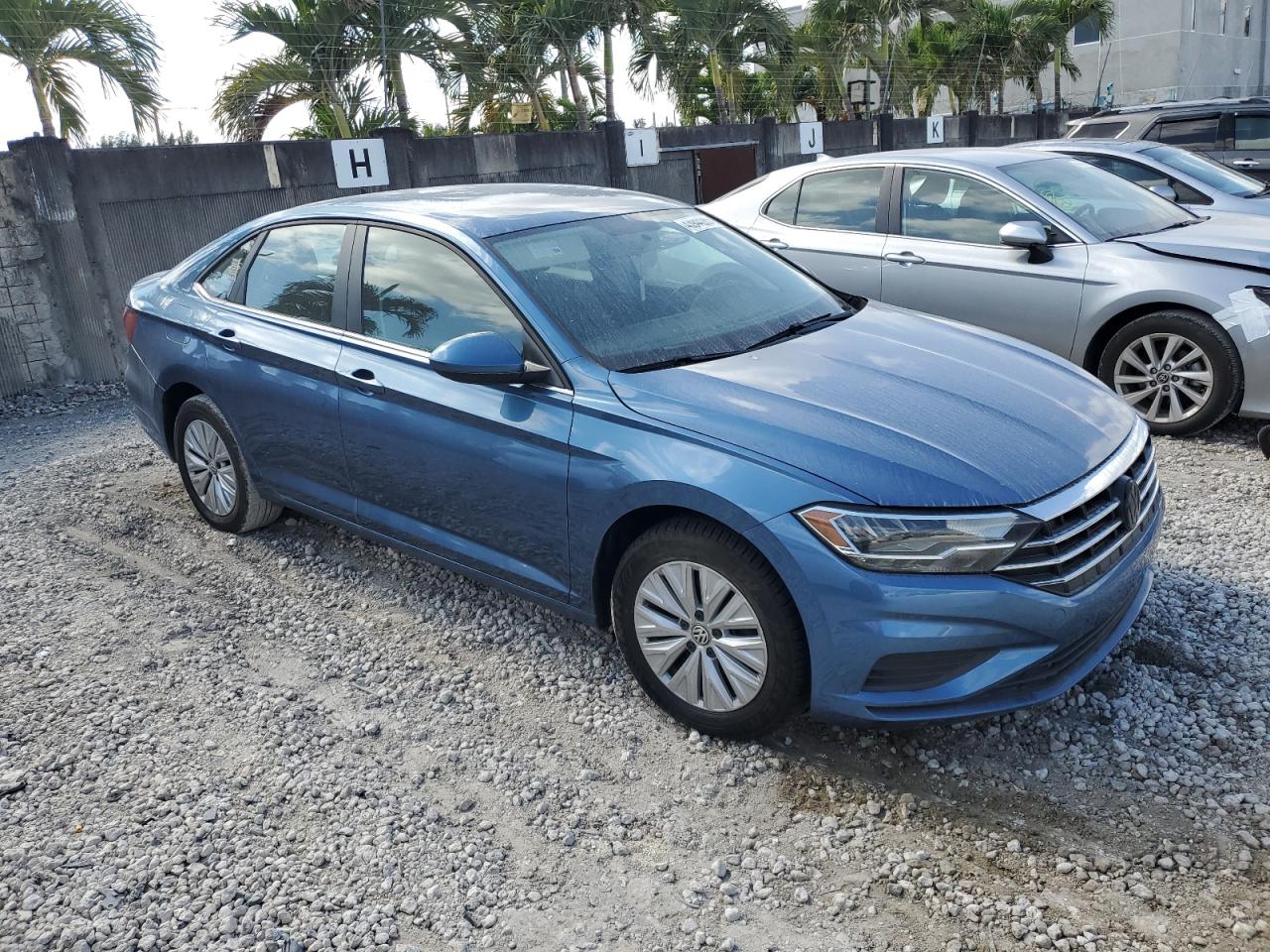 2019 Volkswagen Jetta - Image 4