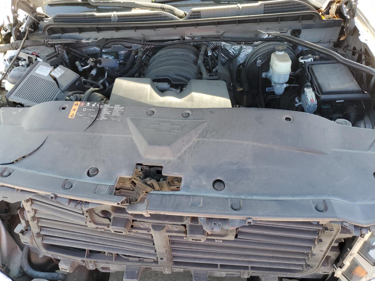 2018 Chevrolet Silverado - Image 12