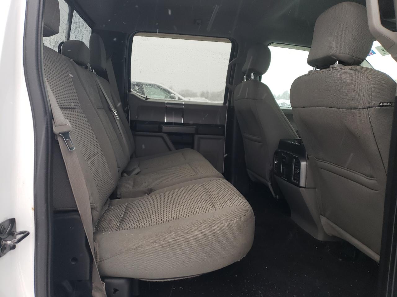 2015 Ford F-150 - Image 11