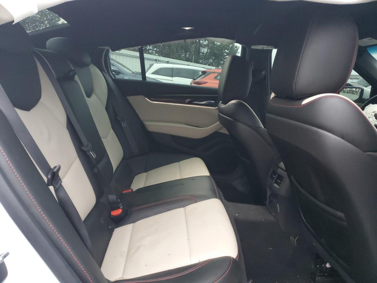 2021 Cadillac CT5 - Image 11