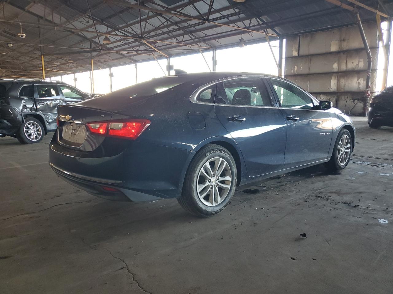 2017 Chevrolet Malibu - Image 3