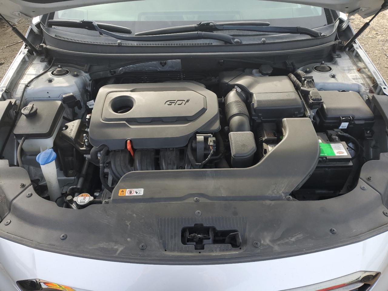 2015 Hyundai Sonata - Image 11